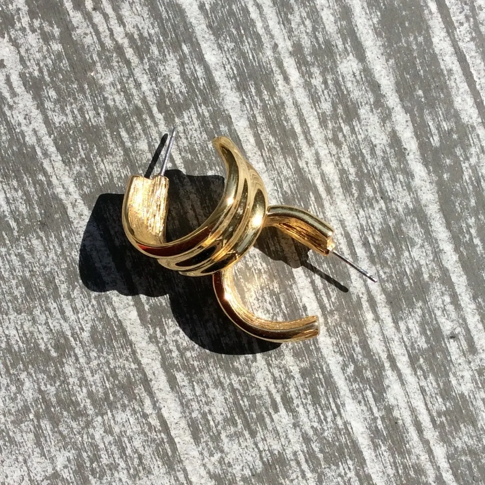 Givenchy Half Loop Earrings - Picture 4 of 8